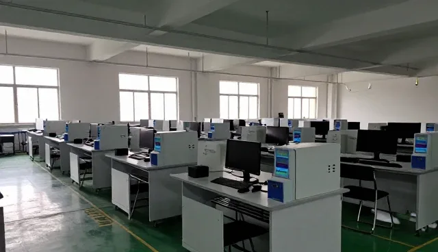 设施优化中的技术外包实践与维护要点